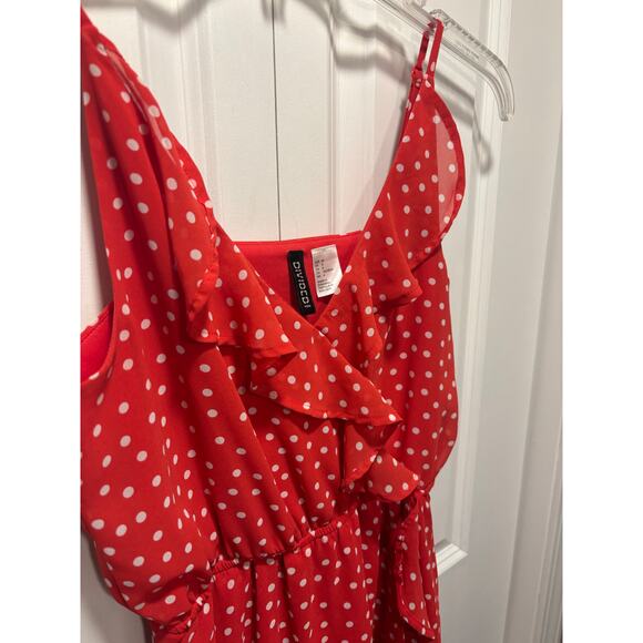 H&M Divided Dress‎ - Picture 2 of 4